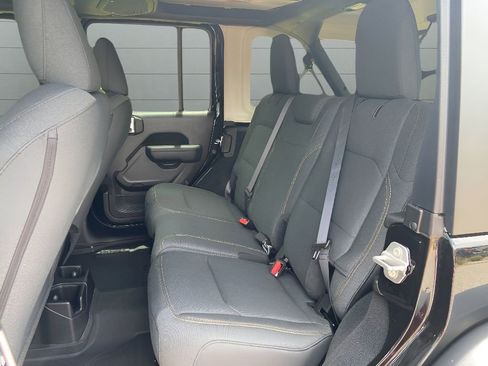 New 2024 Jeep Wrangler Unlimited Sport image 22