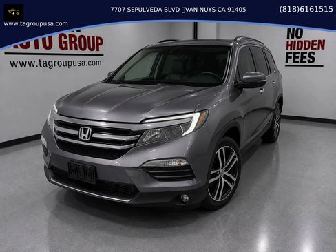 Used 2016 Honda Pilot Touring image 1