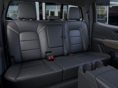 New 2026 GMC Canyon Denali image 32