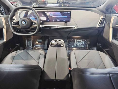 New 2026 BMW iX xDrive45 image 10