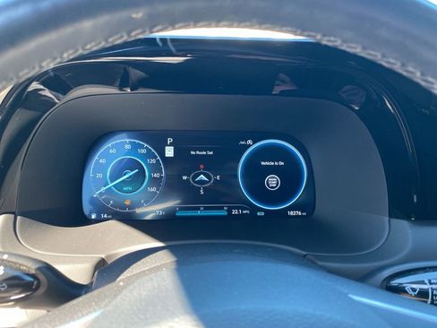 Used 2024 Hyundai Palisade Calligraphy image 19