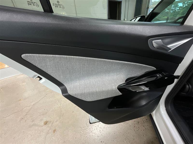 Used 2023 Volkswagen ID.4 Pro RWD image 13