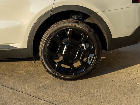 New 2026 Kia Sorento SX Prestige AWD/4WD image 31