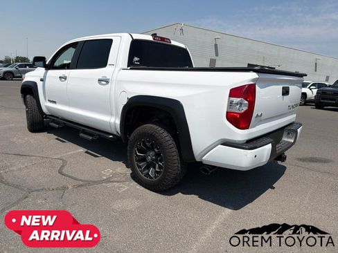 Used 2021 Toyota Tundra Limited w/ Limited Premium Package AWD/4WD image 18