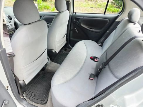 Used 2003 Toyota Echo Sedan FWD image 10