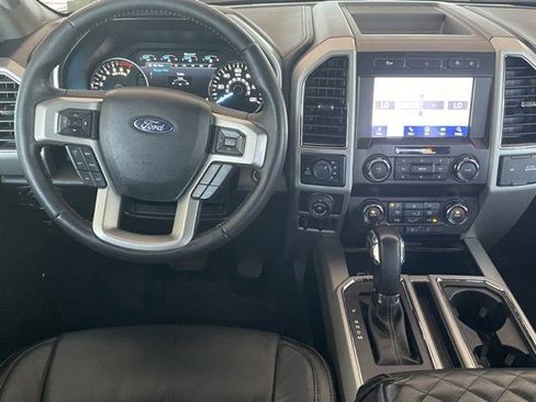 Used 2020 Ford F150 Lariat w/ Max Trailer Tow Package AWD/4WD image 12