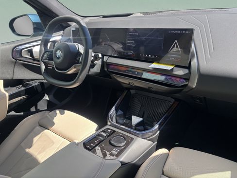 Used 2026 BMW X3 xDrive30i w/ Premium Package AWD/4WD image 11