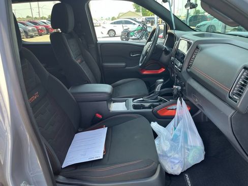 Used 2023 Nissan Frontier Pro-X w/ Technology Package RWD image 12