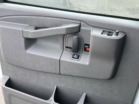 Used 2023 Chevrolet Express 3500 LS image 24