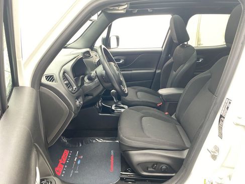 Used 2022 Jeep Renegade Altitude w/ Sun/Sound Group AWD/4WD image 14