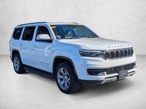 Used 2022 Jeep Wagoneer Series II w/ Convenience Group I image 3