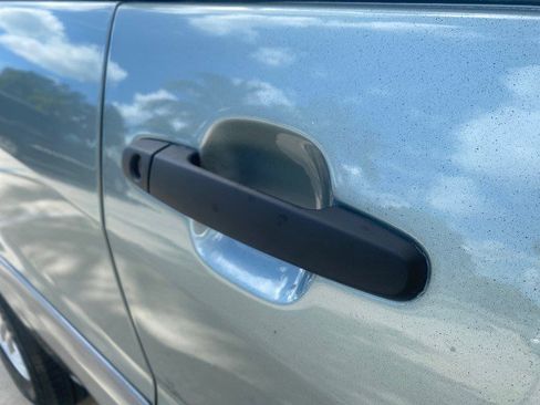 Used 2005 Toyota RAV4 2WD image 92