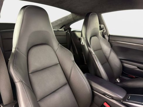 Used 2017 Porsche 911 Turbo S AWD/4WD image 28