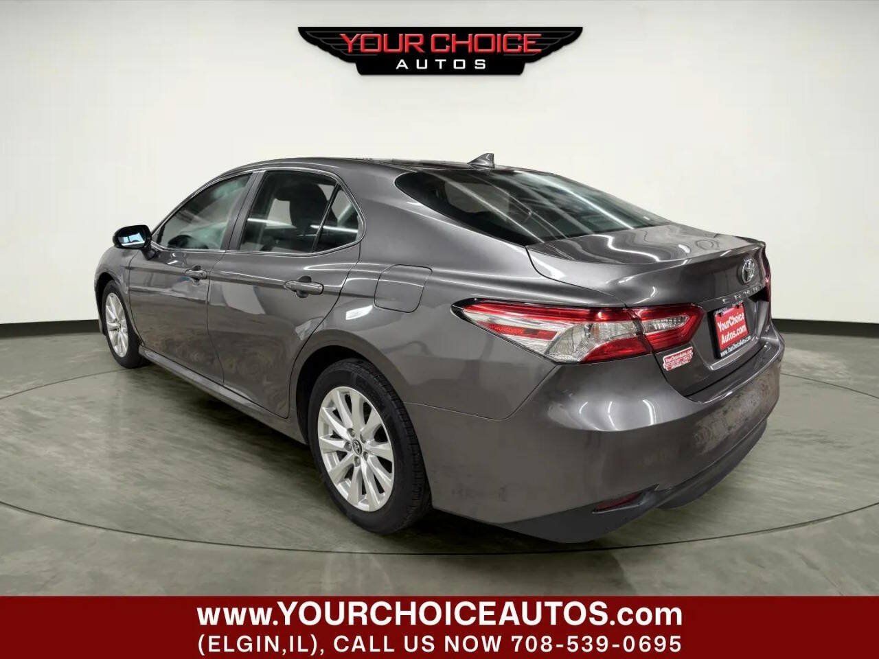 Used 2019 Toyota Camry LE w/ Convenience Package FWD image 3