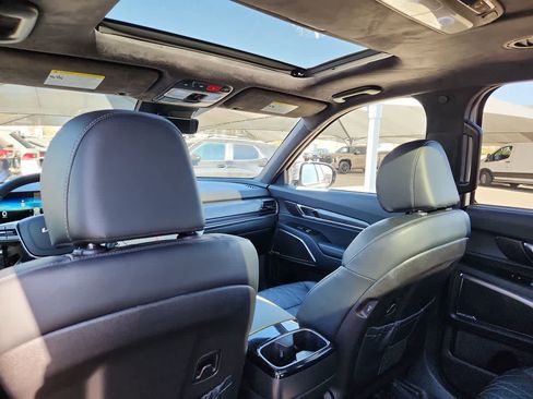 Used 2024 Kia Telluride SX Prestige X-Line image 16
