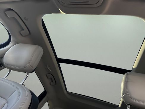 New 2026 Lincoln Nautilus Premier w/ Equipment Group 102A image 17