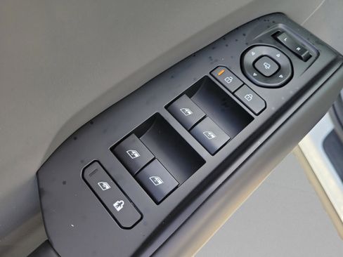 New 2026 Kia EV9 Wind AWD/4WD image 14