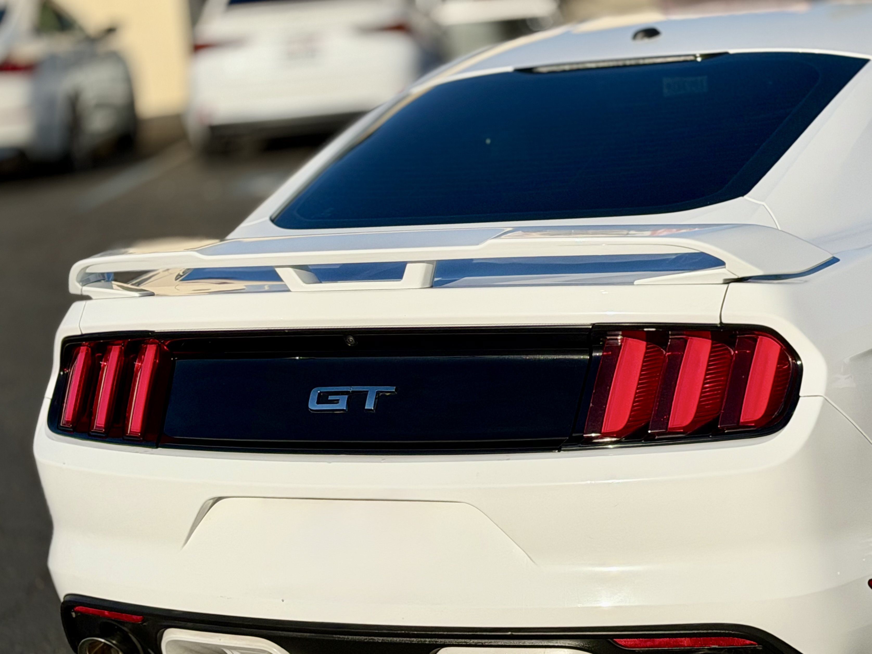 Used 2017 Ford Mustang GT Premium RWD image 9