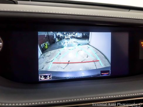 Used 2018 Lexus LS 500 F Sport w/ Accessory Package (Z2) AWD/4WD image 23
