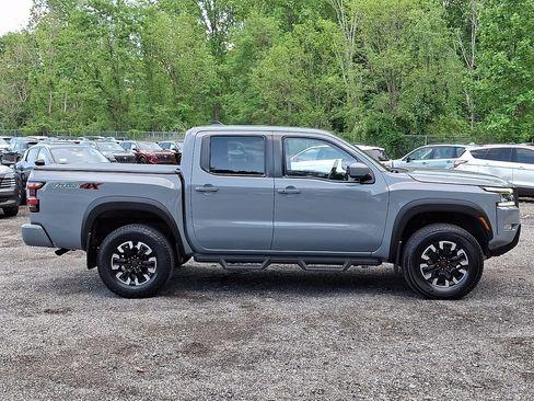 Used 2022 Nissan Frontier PRO-4X w/ Off-Road Protection Package AWD/4WD image 8