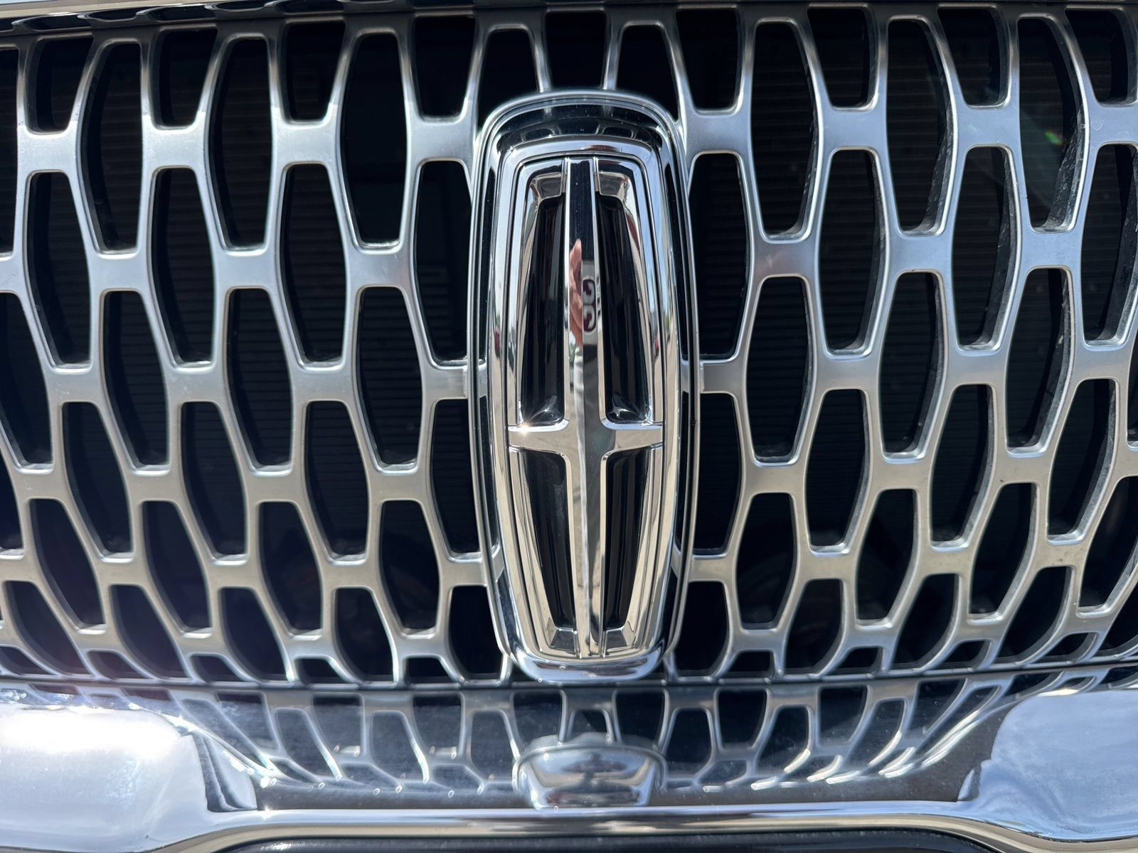 Used 2023 Lincoln Nautilus Reserve AWD/4WD image 12