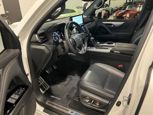 Used 2024 Lexus LX 600 F Sport AWD/4WD image 10