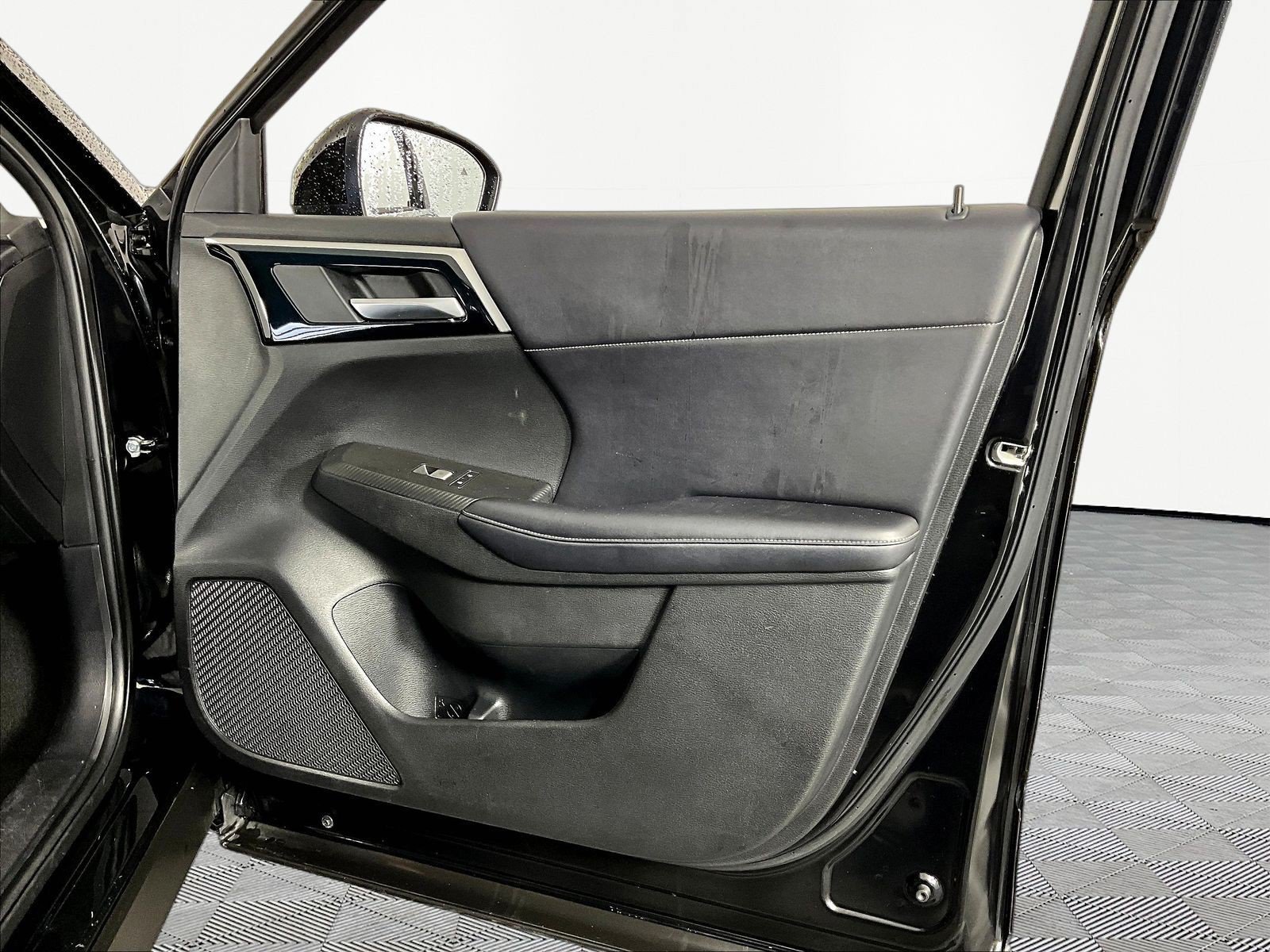 Used 2023 Mitsubishi Outlander SE AWD/4WD image 27