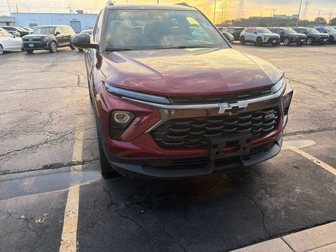 Used 2025 Chevrolet TrailBlazer RS w/ Convenience Package FWD image 6