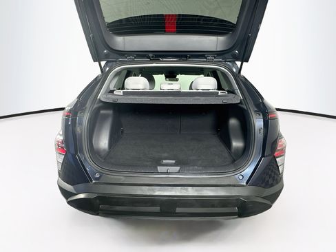 Used 2025 Hyundai Kona SEL FWD image 29