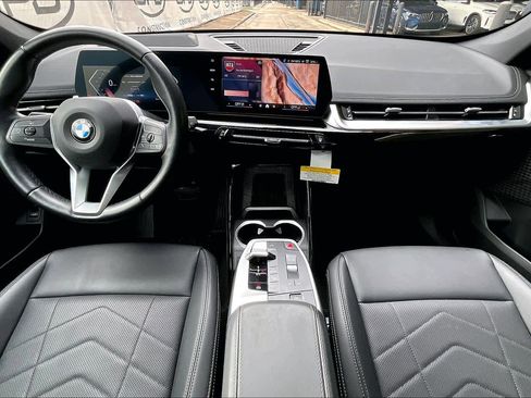 Used 2025 BMW X1 xDrive28i image 15