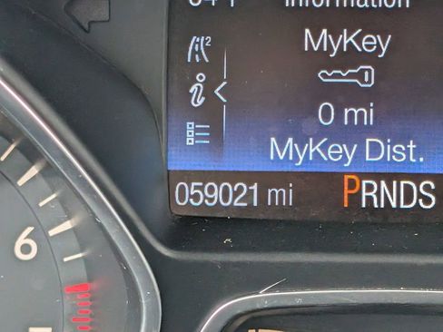 Used 2017 Ford Escape S image 16