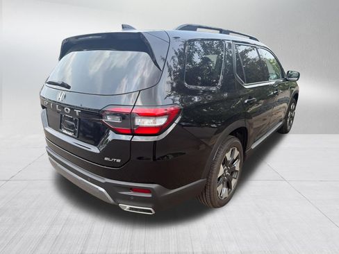Used 2026 Honda Pilot Elite image 8