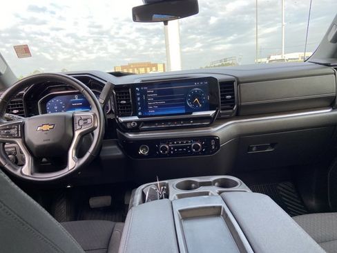 Used 2023 Chevrolet Silverado 1500 LT image 16