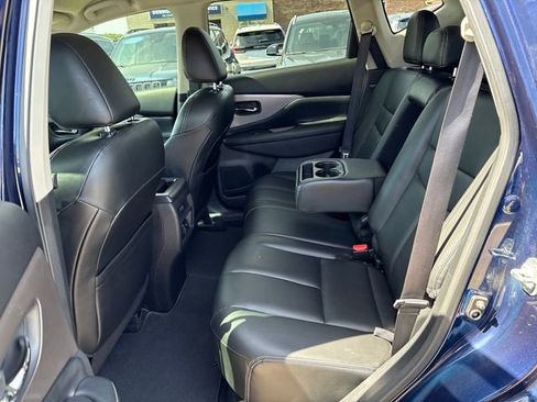Used 2023 Nissan Murano SV AWD/4WD image 19