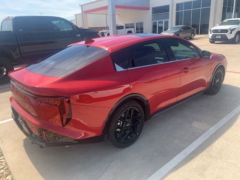 Used 2025 Kia K4 GT-Line Turbo image 3