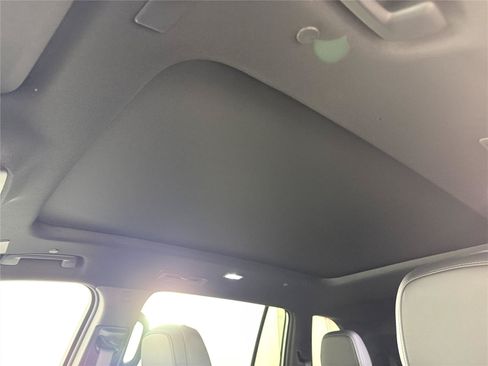 New 2026 GMC Acadia Elevation w/ Black Edition FWD image 33