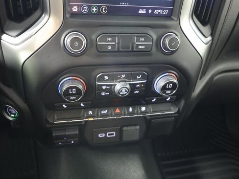 Used 2021 Chevrolet Silverado 1500 LT image 17
