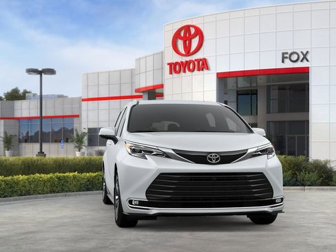 New 2026 Toyota Sienna Platinum AWD/4WD image 39