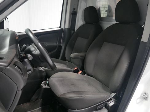 Used 2019 RAM ProMaster City Tradesman SLT image 10