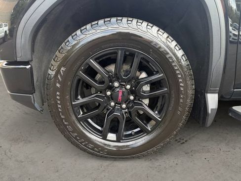 Used 2024 GMC Sierra 1500 Elevation w/ X31 Off-Road Package AWD/4WD image 9