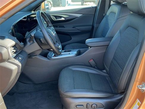 Used 2024 Buick Envista Preferred w/ Convenience I Package image 12