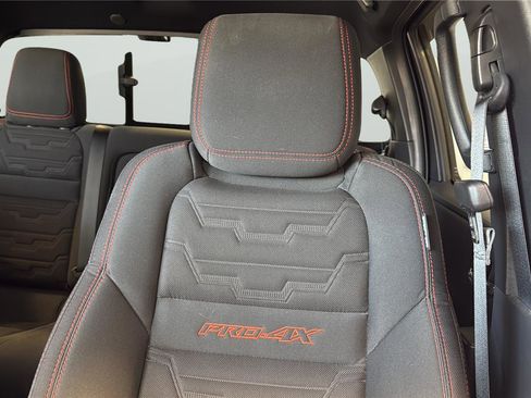 Used 2023 Nissan Frontier PRO-4X w/ Pro Convenience Package AWD/4WD image 23