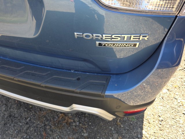 Used 2022 Subaru Forester Touring AWD/4WD image 10