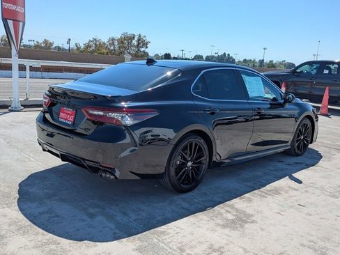 Used 2023 Toyota Camry XSE image 8