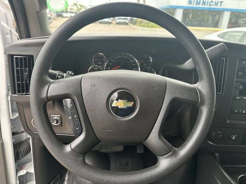 Used 2025 Chevrolet Express 3500 LT w/ LT Preferred Equipment Group RWD image 21