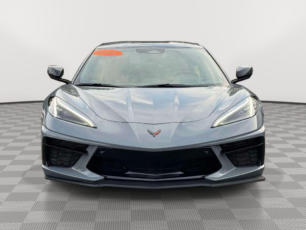 Used 2025 Chevrolet Corvette Stingray Preferred Cpe w/ 2LT RWD image 2
