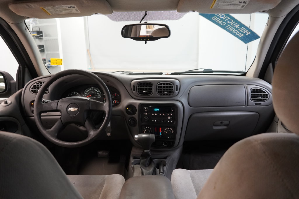 Used 2007 Chevrolet TrailBlazer LS w/ LS Preferred Equipment Group AWD/4WD image 19
