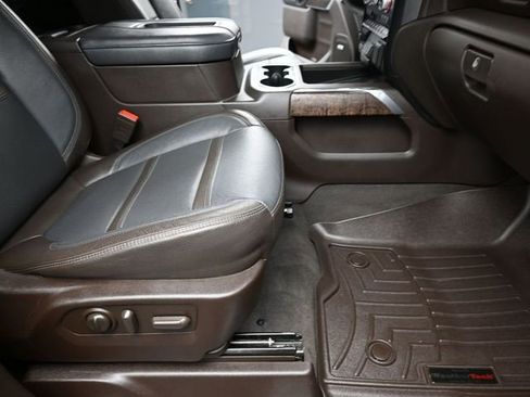 Used 2020 GMC Sierra 2500 Denali w/ Denali Ultimate Package image 23