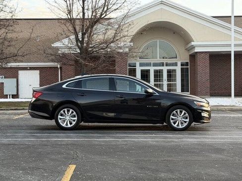 Used 2023 Chevrolet Malibu LT FWD image 3