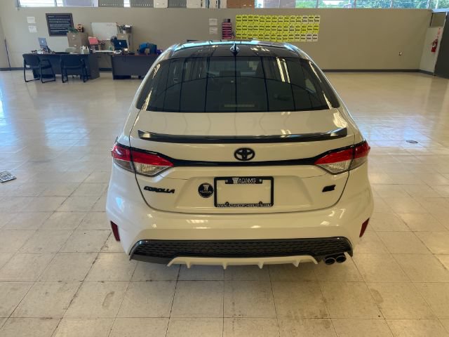 Used 2021 Toyota Corolla SE w/ SE Premium Package FWD image 5